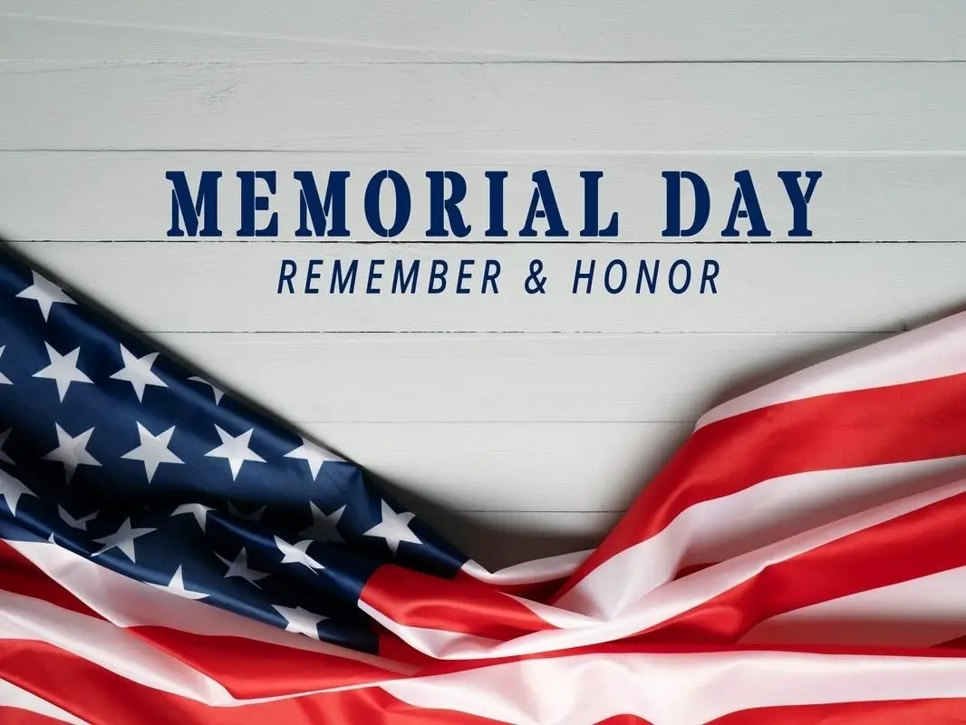 Lamppost Pizza Memorial Day [Memorial Day] $5 Off Any Large Pizza for All Active-Duty Military and Veterans
